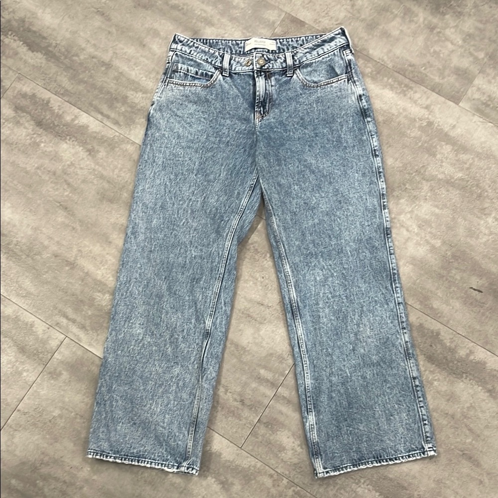 Hollister Light Blue Women Jeans